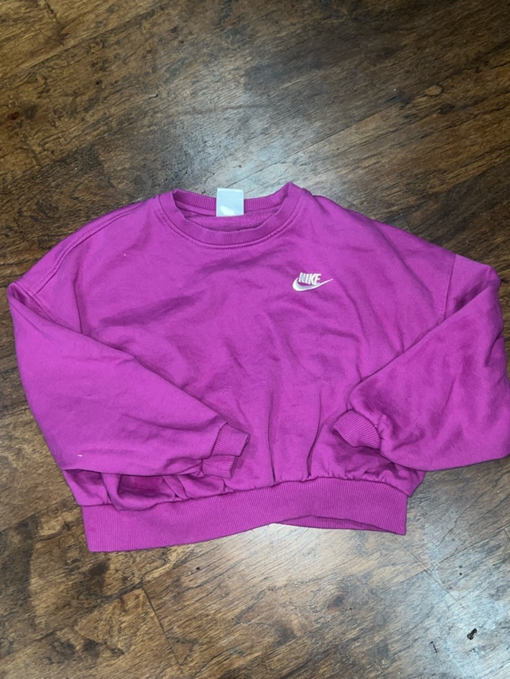 Nike kids  Magenta Cropped Crewneck Sweatshirt.